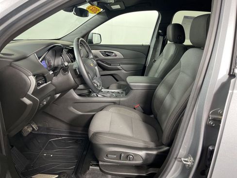 Certified 2023 Chevrolet Traverse LT FWD image 24