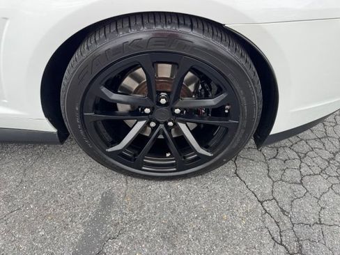 Used 2015 Chevrolet Camaro ZL1 RWD image 7