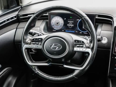Used 2022 Hyundai Tucson Limited FWD image 16