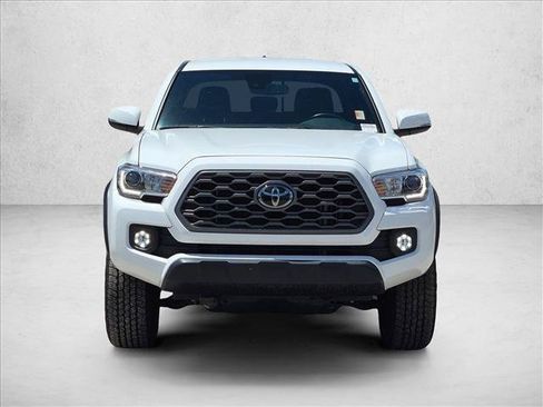 Used 2023 Toyota Tacoma TRD Off-Road w/ Technology Package RWD image 2