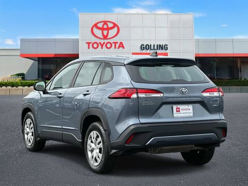 Used 2024 Toyota Corolla Cross L AWD/4WD image 4