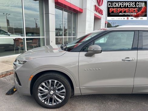 Used 2021 Chevrolet Blazer Premier image 2