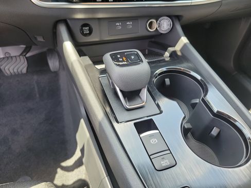New 2026 Nissan Rogue SV FWD image 18