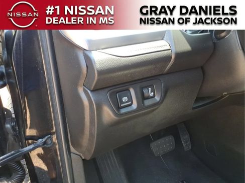 Used 2018 GMC Acadia SLT FWD image 13