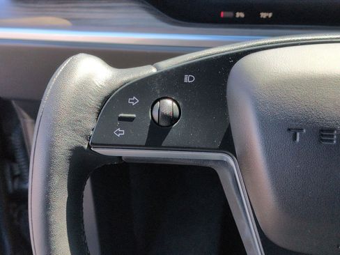 Used 2023 Tesla Model X AWD/4WD image 19