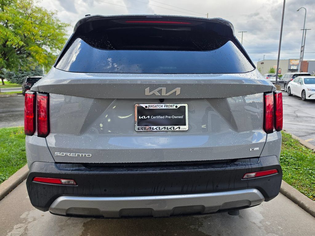 Certified 2023 Kia Sorento SX Prestige AWD/4WD image 6