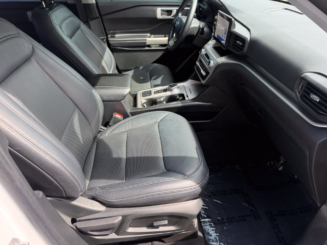 Used 2021 Ford Explorer XLT RWD image 14