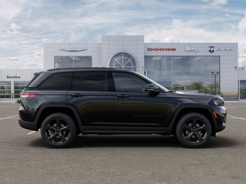 New 2025 Jeep Grand Cherokee Limited w/ Luxury Tech Group II RWD image 22