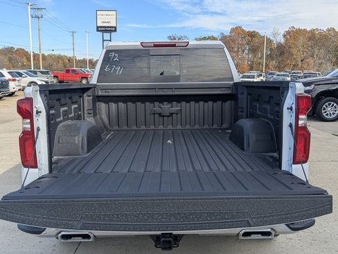 New 2026 Chevrolet Silverado 1500 LTZ w/ LTZ Premium Package image 13