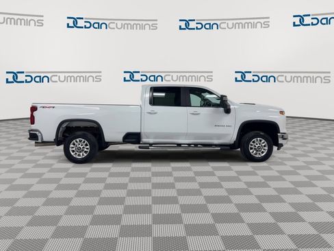Used 2025 Chevrolet Silverado 2500 LT w/ Safety Package AWD/4WD image 9