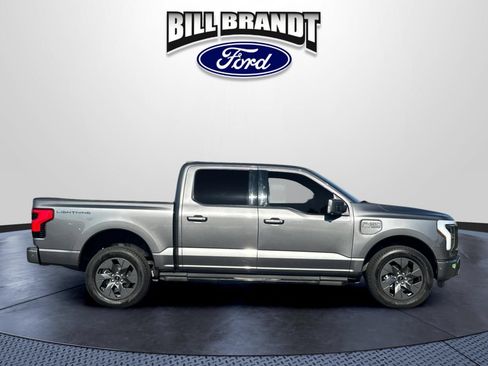 Used 2022 Ford F150 Lightning Lariat AWD/4WD image 2