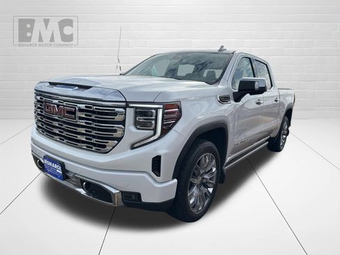 Used 2024 GMC Sierra 1500 Denali w/ Denali Reserve Package image 1