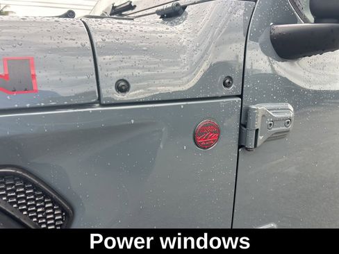 Used 2025 Jeep Wrangler Unlimited Rubicon AWD/4WD image 20