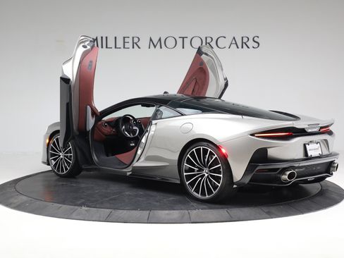 Used 2023 McLaren GT image 15
