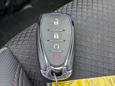 Used 2022 Chevrolet TrailBlazer RS FWD image 32