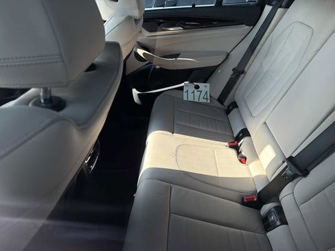 Used 2019 BMW X3 xDrive30i w/ Executive Package AWD/4WD image 6