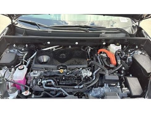 Certified 2025 Toyota RAV4 XLE Premium AWD/4WD image 36