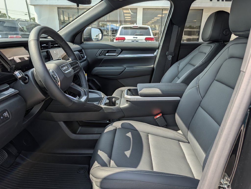 New 2027 GMC Terrain Elevation w/ Elevation Premium Package FWD image 26