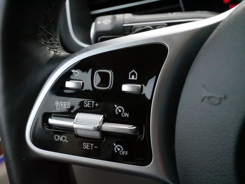 Used 2022 Mercedes-Benz GLE 350 4MATIC image 26