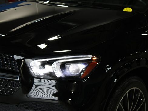 Used 2023 Mercedes-Benz GLE 450 4MATIC image 2