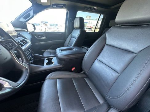 Used 2023 Chevrolet Suburban Z71 AWD/4WD image 13