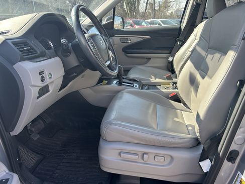 Used 2017 Honda Pilot EX-L image 11