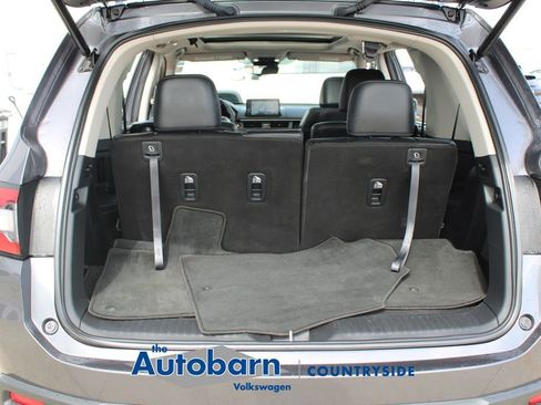 Used 2023 Honda Pilot Touring image 32
