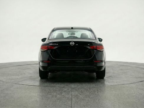 Used 2025 Nissan Sentra SV image 7