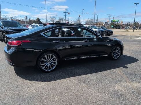 Used 2015 Hyundai Genesis 5.0 image 10