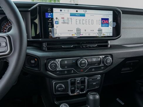 New 2026 Jeep Gladiator Sport image 25