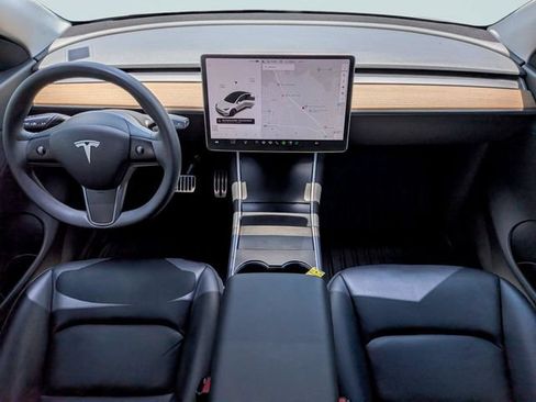 Used 2021 Tesla Model Y Long Range AWD/4WD image 14