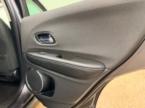 Used 2022 Honda HR-V EX image 21