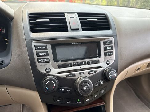 Used 2006 Honda Accord EX image 31