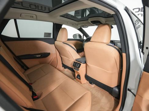 Certified 2025 Lexus RZ 300e w/ Accessory Package (2T) FWD image 18