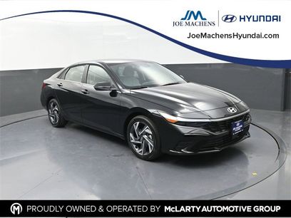 New 2025 Hyundai Elantra Limited