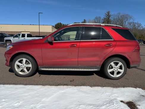 Used 2017 Mercedes-Benz GLE 350 4MATIC image 3