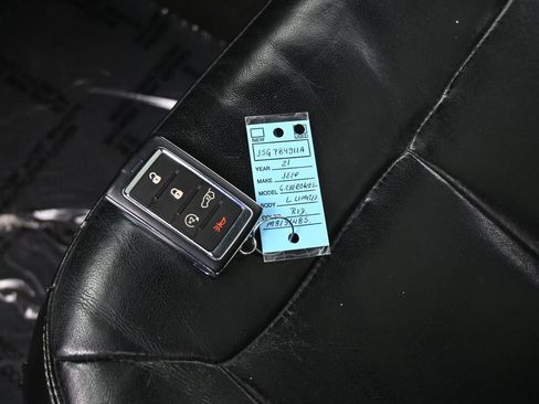 Used 2021 Jeep Grand Cherokee L Limited image 19