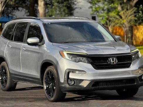 Used 2021 Honda Pilot Special Edition image 2