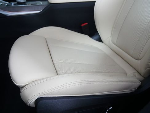 New 2026 BMW 330i xDrive Sedan AWD/4WD image 9