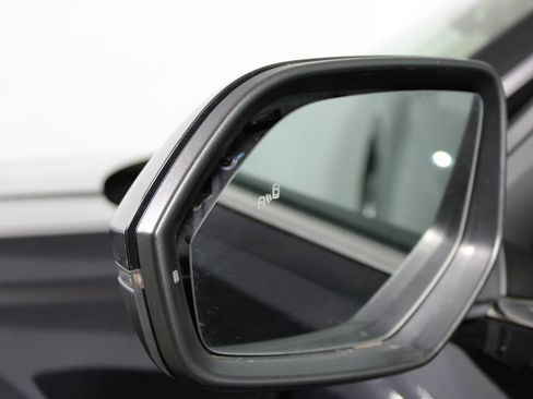 Used 2023 Volkswagen Atlas SE w/ Panoramic Sunroof Package image 42