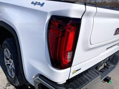 Used 2024 GMC Sierra 1500 SLT image 31