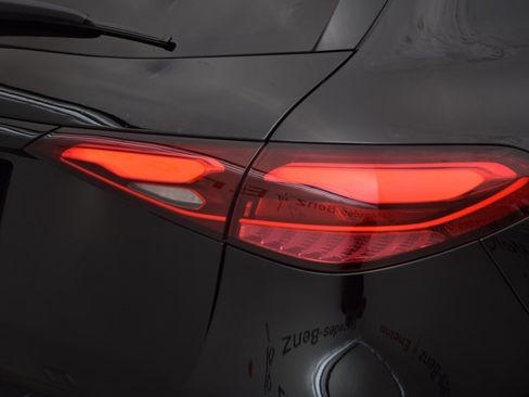 Certified 2024 Mercedes-Benz GLC 300 image 14