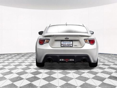 Used 2015 Scion FR-S RWD image 10