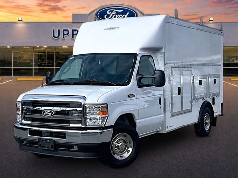New 2026 Ford E-350 and Econoline 350 Super Duty w/ Power Equipment Group RWD image 2
