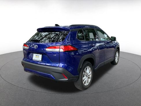 Used 2025 Toyota Corolla Cross LE image 7