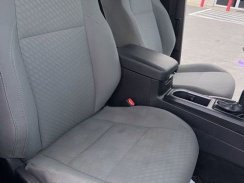 Used 2020 Toyota Tacoma SR image 21