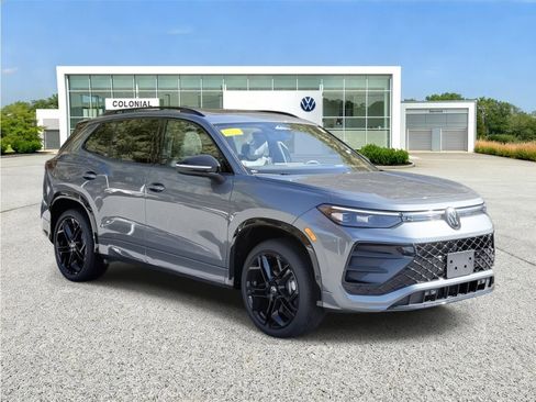 New 2026 Volkswagen Tiguan SE R-Line AWD/4WD image 7