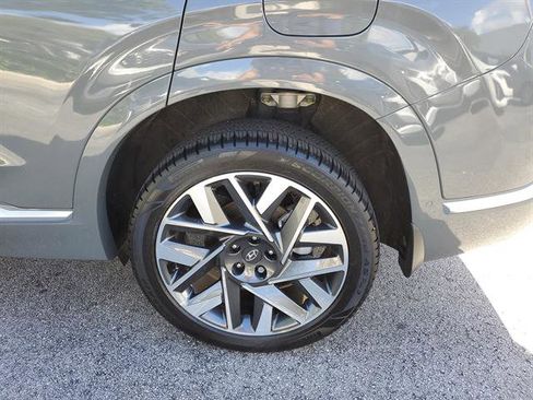 Used 2023 Hyundai Santa Fe Calligraphy image 14