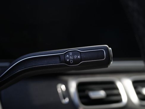 Used 2020 Mercedes-Benz GLE 450 4MATIC image 51