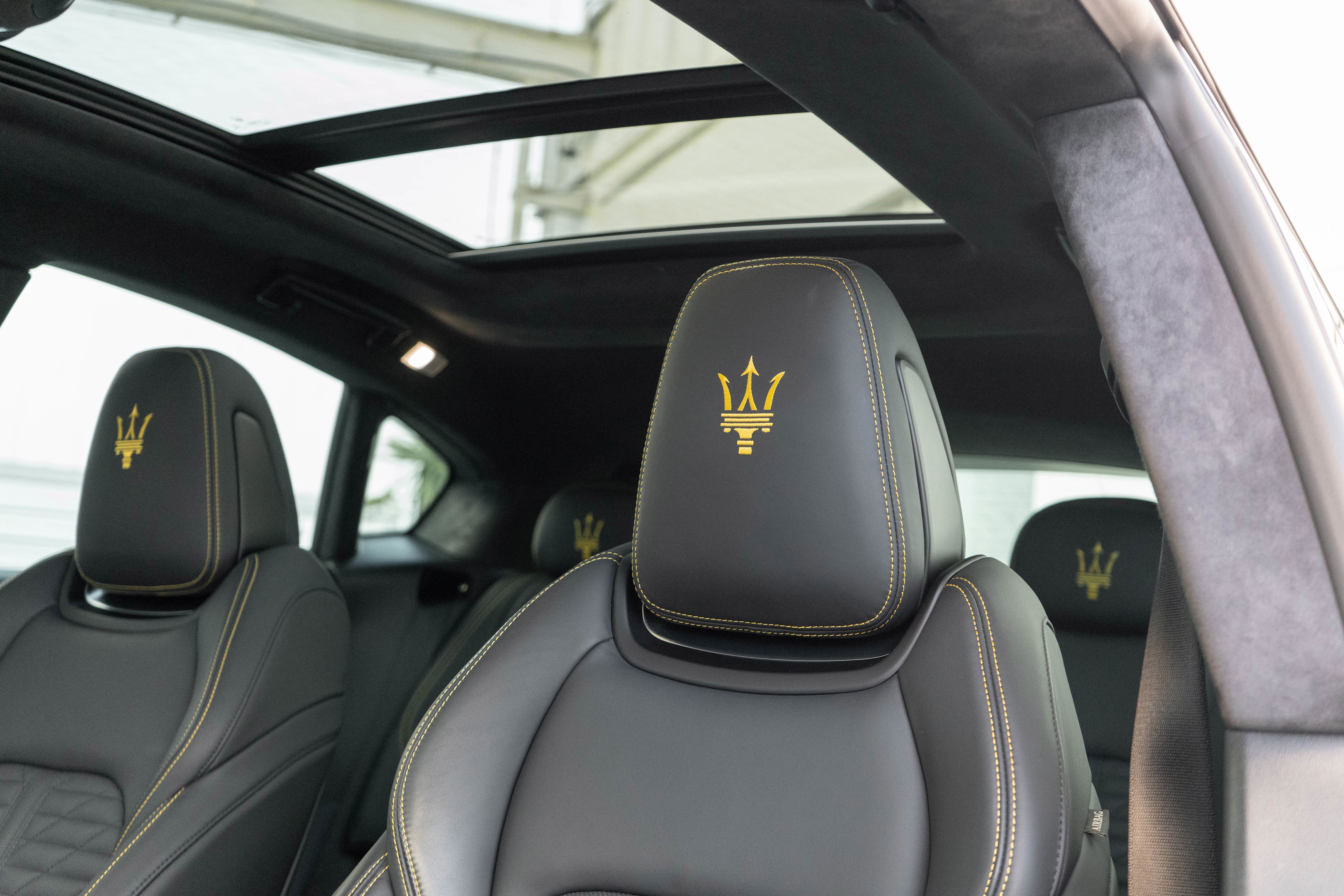Used 2022 Maserati Levante F Tributo AWD/4WD image 13